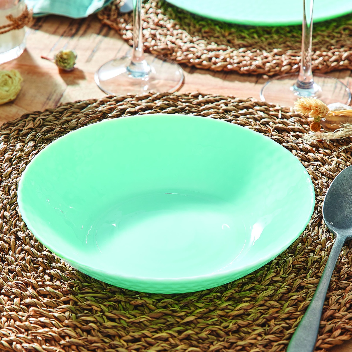 Тарелка 20см суповая PAMPILLE TURQUOISE (ударопр.стекло) (6/24)