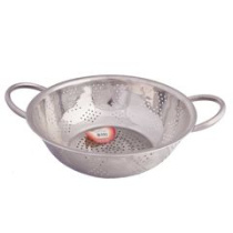 Дуршлаг 24см DOMINA (нжс) (1/100)