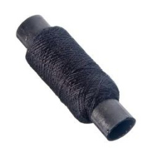 Нитки полиэстер, намотка 200м, черные 40 арт.12022/6-027 RUNIS (10/100/700)