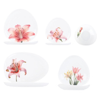 Салатник 680мл 17х6.5см опаловое стекло треугольная форма MILLIMI Лилия (6/48)